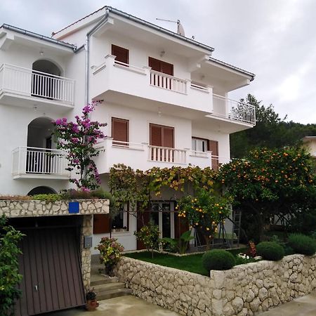 Apartment Mia - Spacious Apartment On 85 M2 With Beautiful Sea View Trogir Kültér fotó