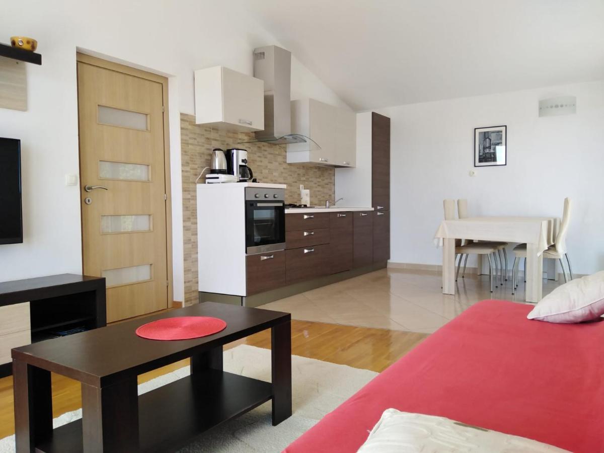 Apartment Mia - Spacious Apartment On 85 M2 With Beautiful Sea View Trogir Kültér fotó