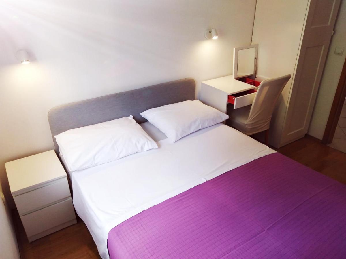 Apartment Mia - Spacious Apartment On 85 M2 With Beautiful Sea View Trogir Kültér fotó