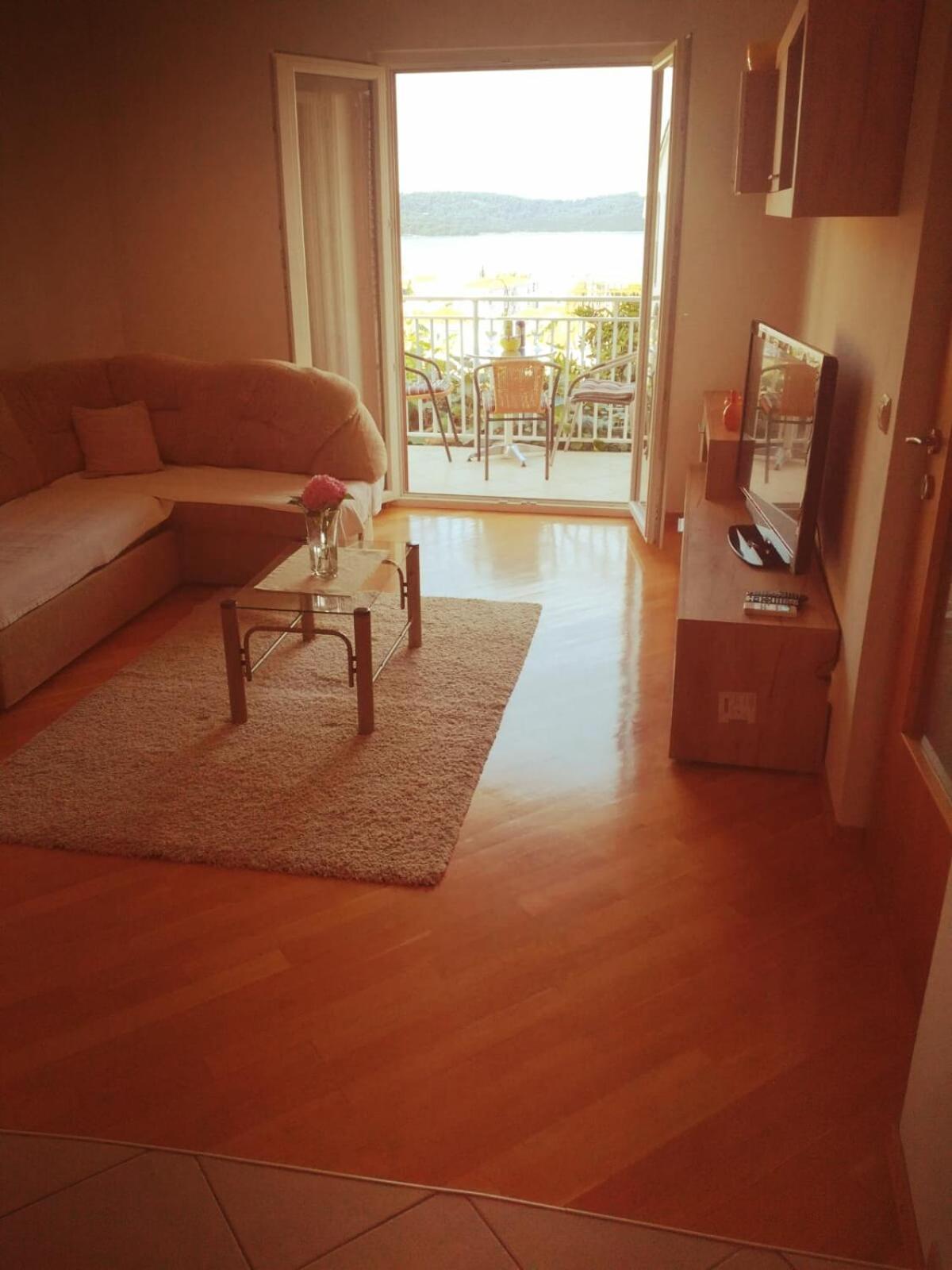 Apartment Mia - Spacious Apartment On 85 M2 With Beautiful Sea View Trogir Szoba fotó