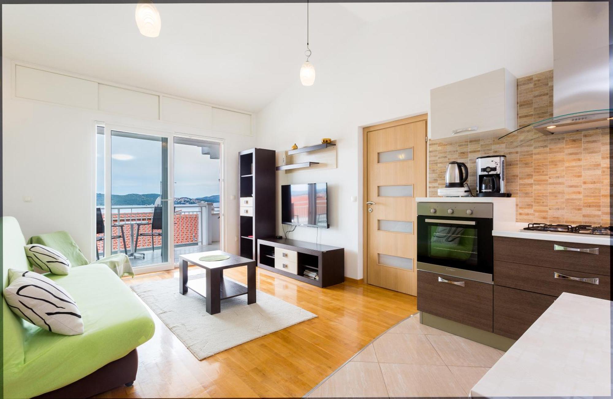 Apartment Mia - Spacious Apartment On 85 M2 With Beautiful Sea View Trogir Kültér fotó
