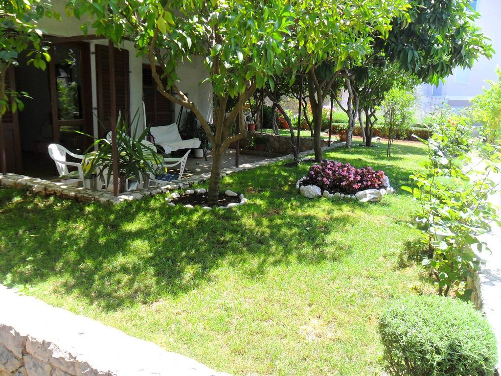 Apartment Mia - Spacious Apartment On 85 M2 With Beautiful Sea View Trogir Kültér fotó
